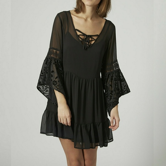 Band of Gypsies Dresses & Skirts - Topshop Band of Gypsies Chiffon Bell Sleeve Dress